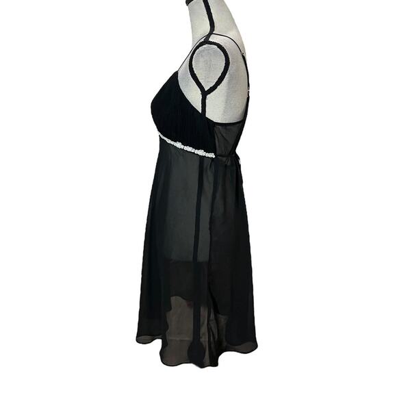 Secret Treasures Black & Ivory Floral Embroidered Beaded Milkmaid Chemise Dress - Picture 4 of 6